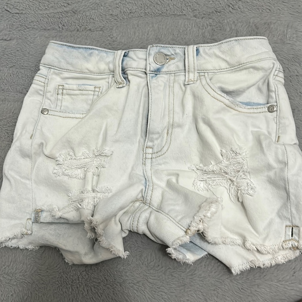 light wash jean shorts,size8 in children